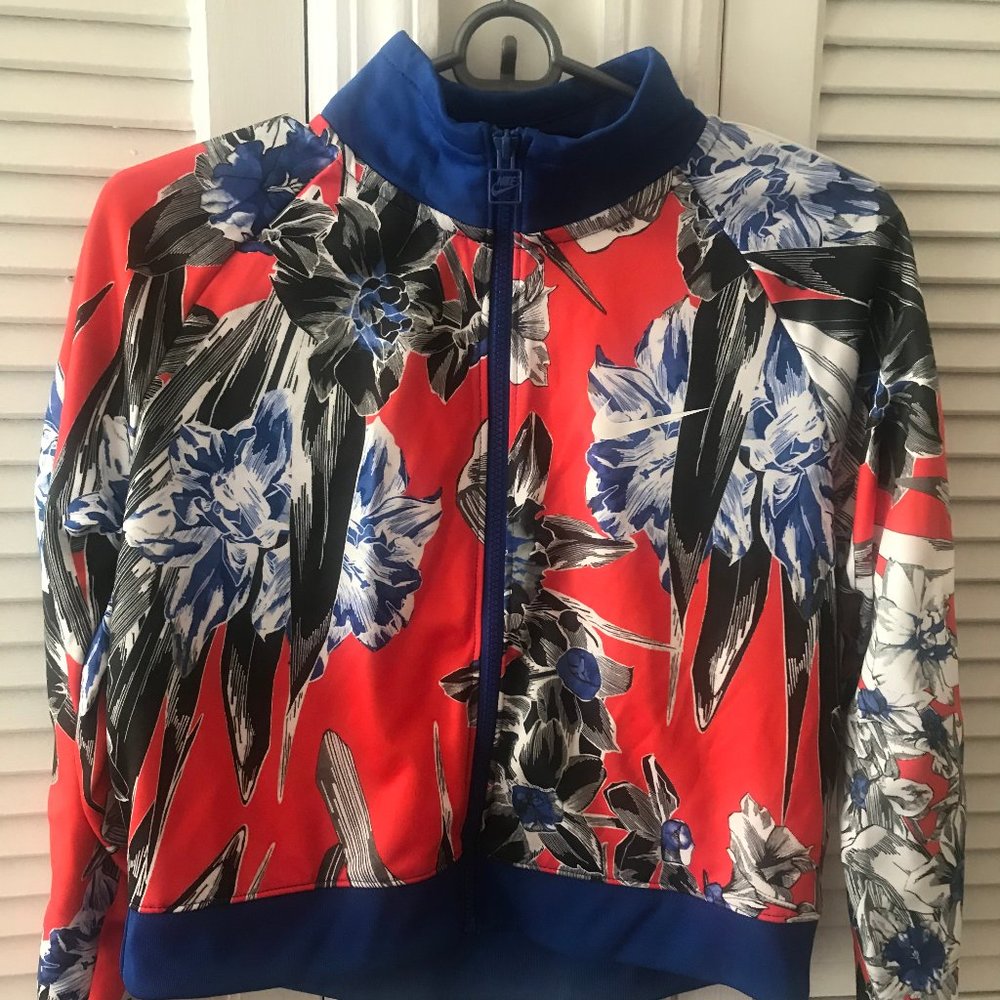 Never Worn Floral Print Cropped Nike Track Jacket